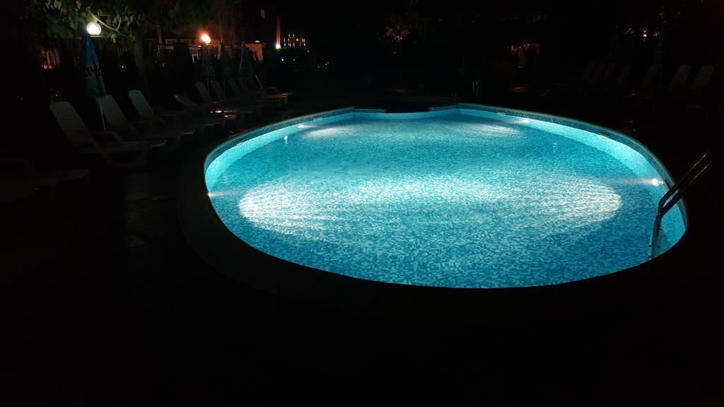 Gerber 4 Residence Sluneční pobřeží Exteriér fotografie